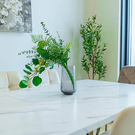 Apartment Fancy With Amazing Sky View Bratislava